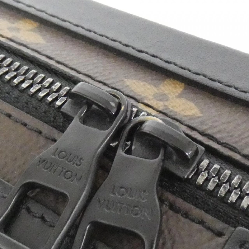 Túi xách mềm dọc Monogram Taffeta Louis Vuitton M45044 610625