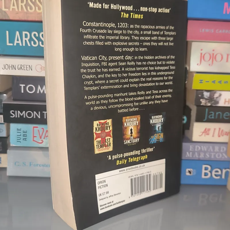 Ngoại văn giá rẻ Raymond Khoury 932793