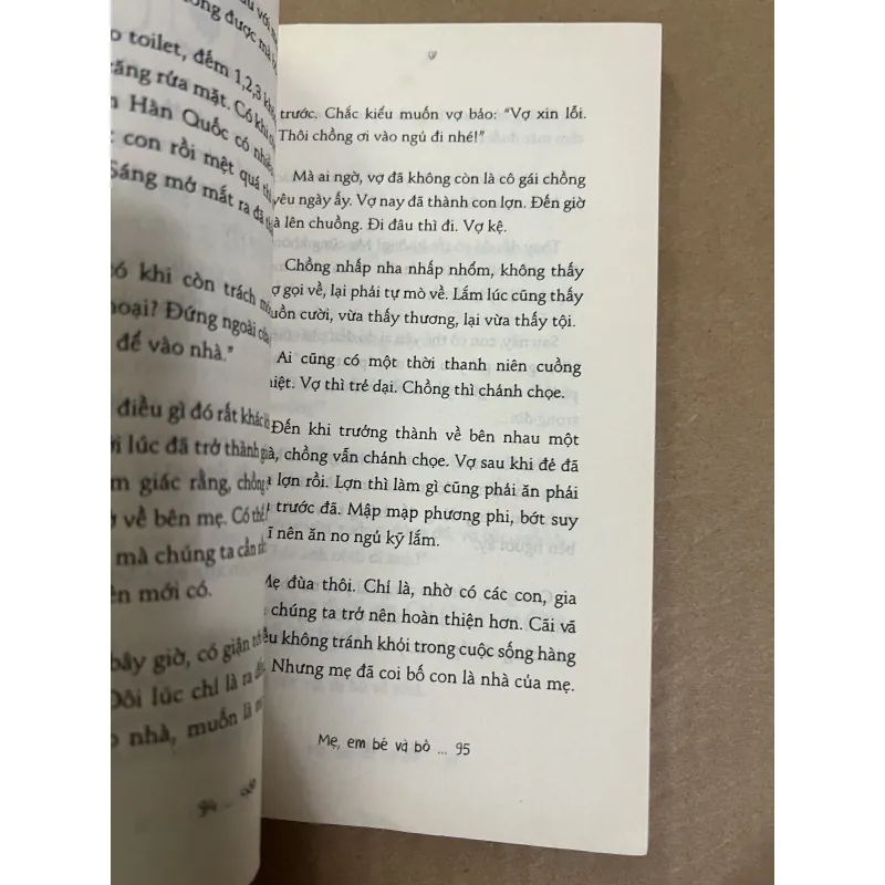 Mẹ Em Bé & Bố (sách có gãy gáy, chưa bụg trang) 1022563