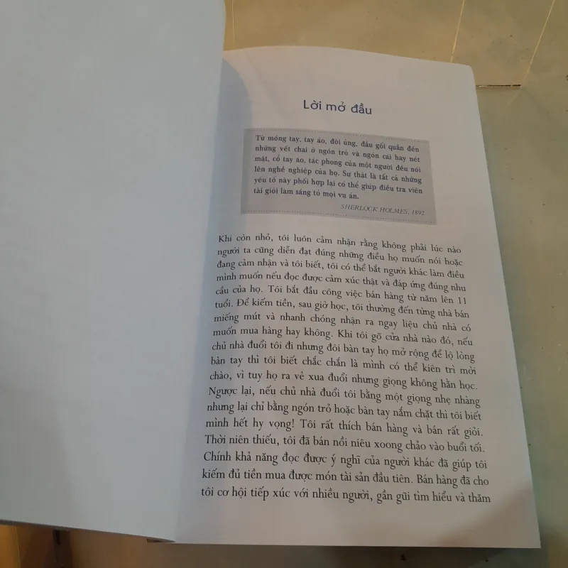 CUỐN SÁCH HOÀN HẢO VỀ NGÔN NGỮ CƠ THỂ - LÊ HUY LÂM 790566