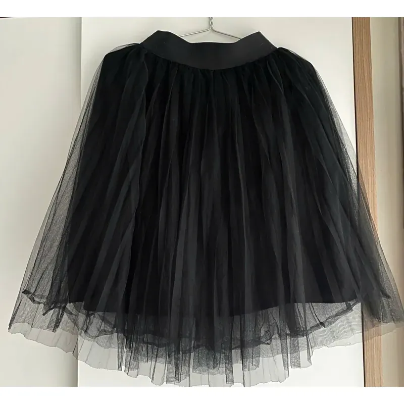 CHÂN VÁY REN 4 LỚP* MỚI 99% *FREESIZE* TẶNG QUÀ 0Đ 591489