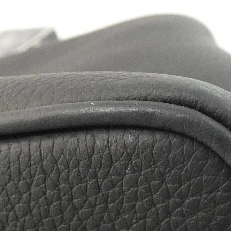 Túi Louis Vuitton Capucines Souple GM M24880 618257