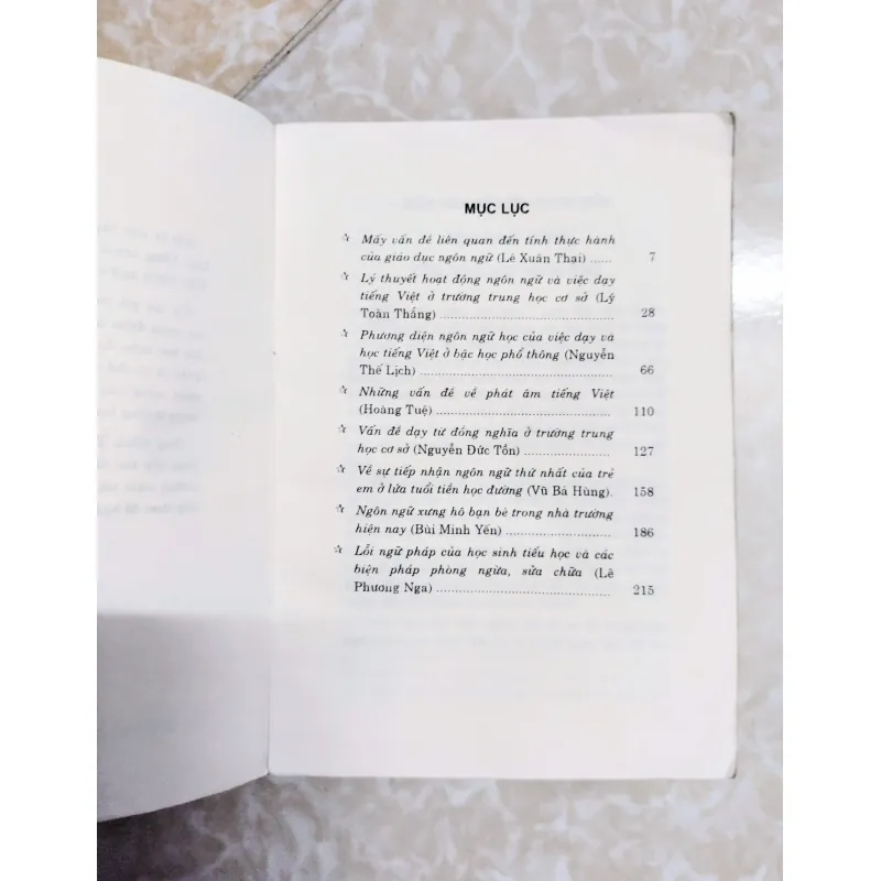 Sách: Tiếng Việt trong trường học 719818