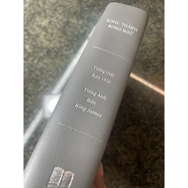 Kinh thánh song ngữ bản mạ bạc bản truyền thống 1925 – 1926 674034