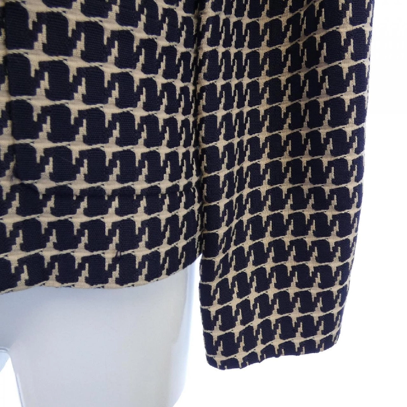 Áo khoác CHANEL P17760W02763 01P - Hàng hiệu Authentic 821418