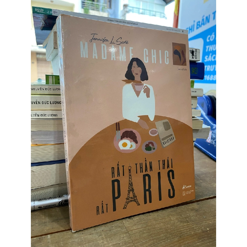 Madame Chic: Rất thần thái rất Paris - Jennifer L. Scott 304977