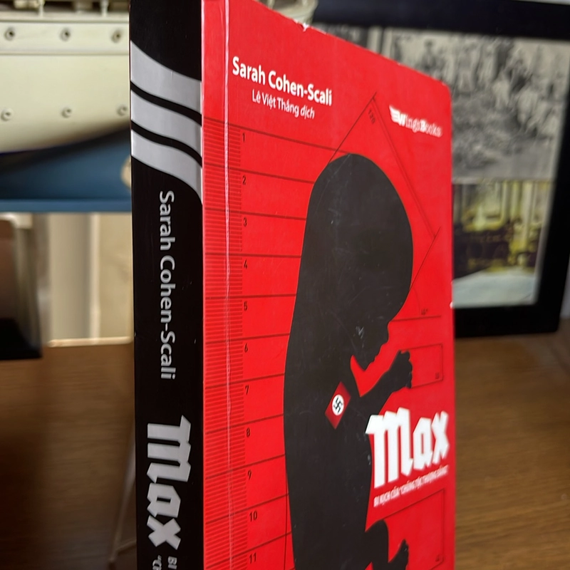 Max Bi kịch của chủng tộc thượng đẳng Sarah Cohen-Scali 500009
