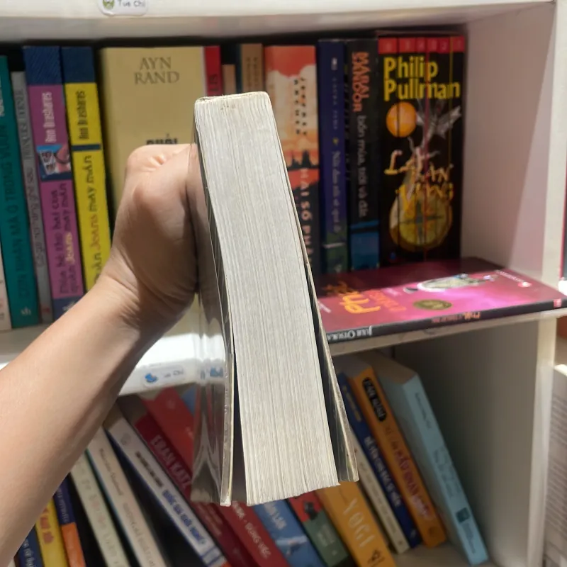 Bốn mùa , trời và đất - Márai Sándor tản văn - 2010 nhã nam  1025647