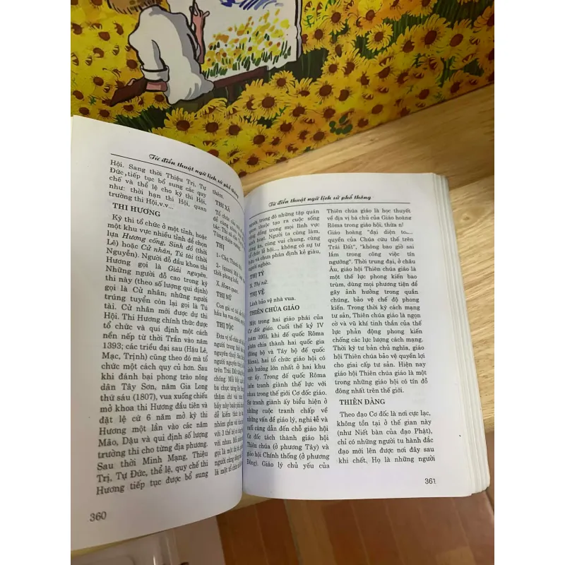 Từ Điển Thuật Ngữ Lịch Sử Phổ Thông - GS. Phan Ngọc Liên 928061