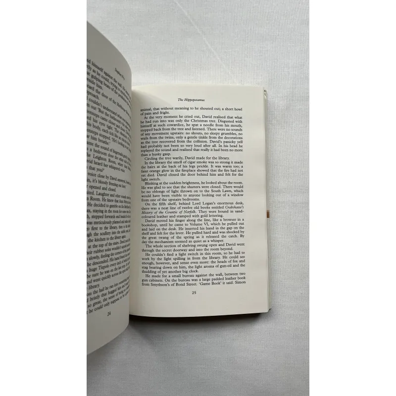 The Hippopotamus - Stephen Fry  784974