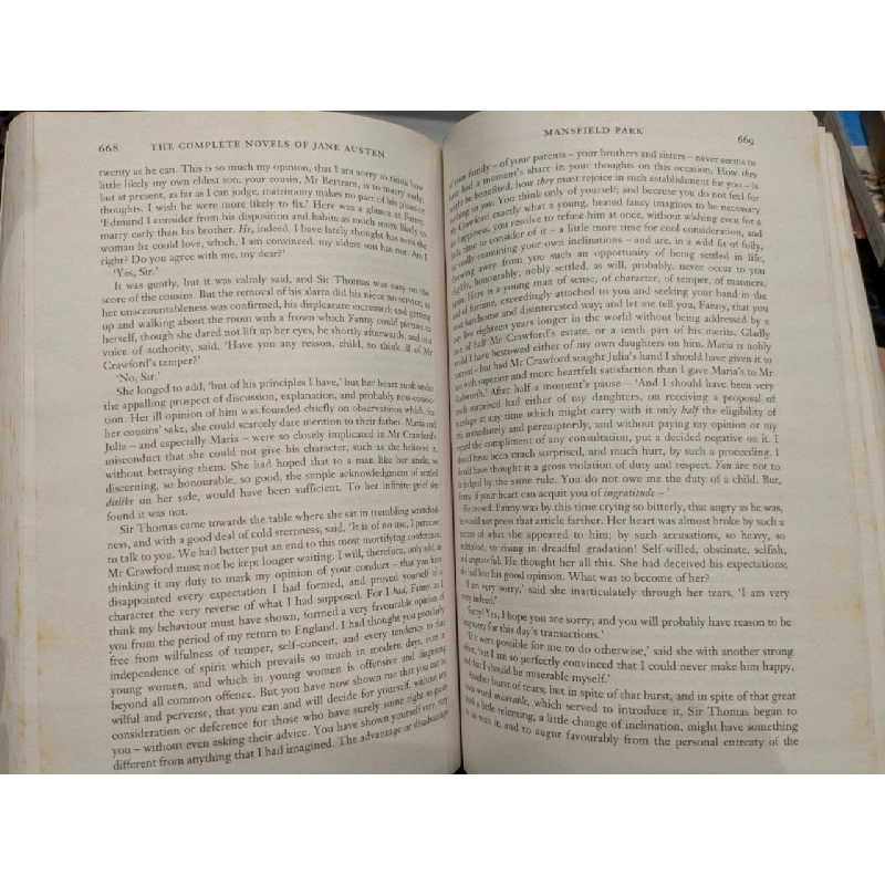 The complete novels : Jane Austen 788574