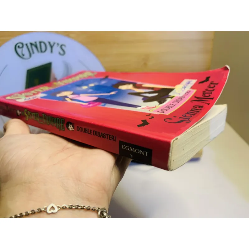 [Sách tiếng Anh 2hand] Like new 90% - My Sister the Vampire: Double Disaster! 746739