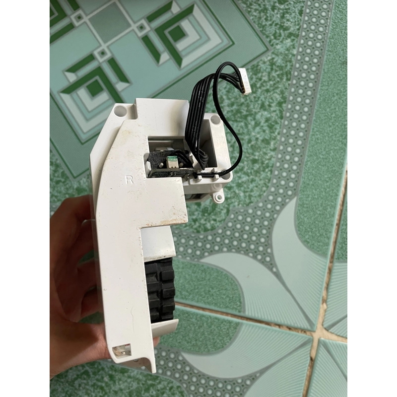 Bánh xe phải cho neabot n2 lite 499477