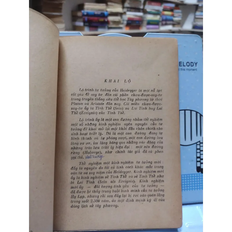 Sách -  Thư về nhân bản chủ nghĩa - M. Heidegger (A1) 564648