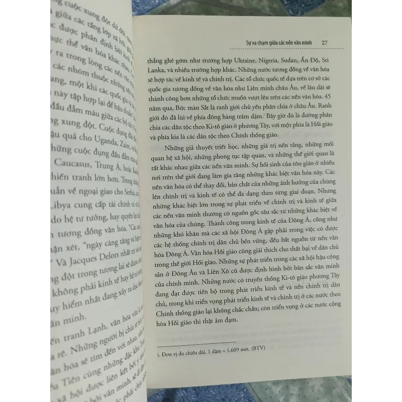 Sự va chạm giữa các nền văn minh và sự tái lập trật tự thế giới -  Samuel P. 1040387