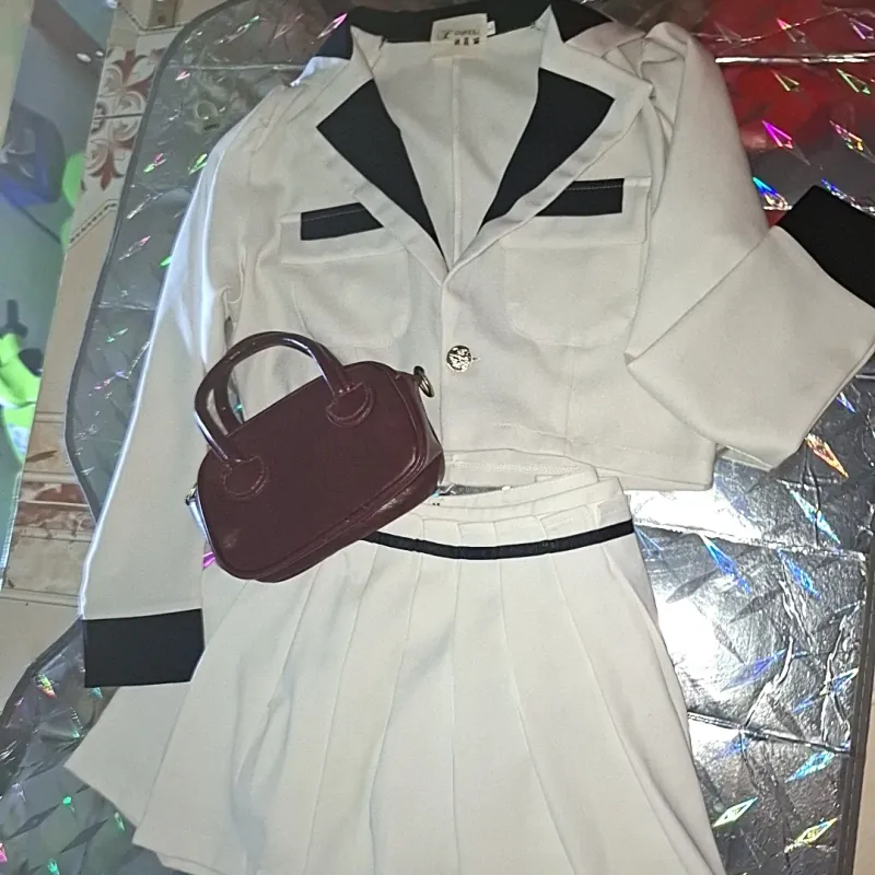 Dọn tủ dọn nhà ai cần thì nhắn tin cho mình nhe 907861