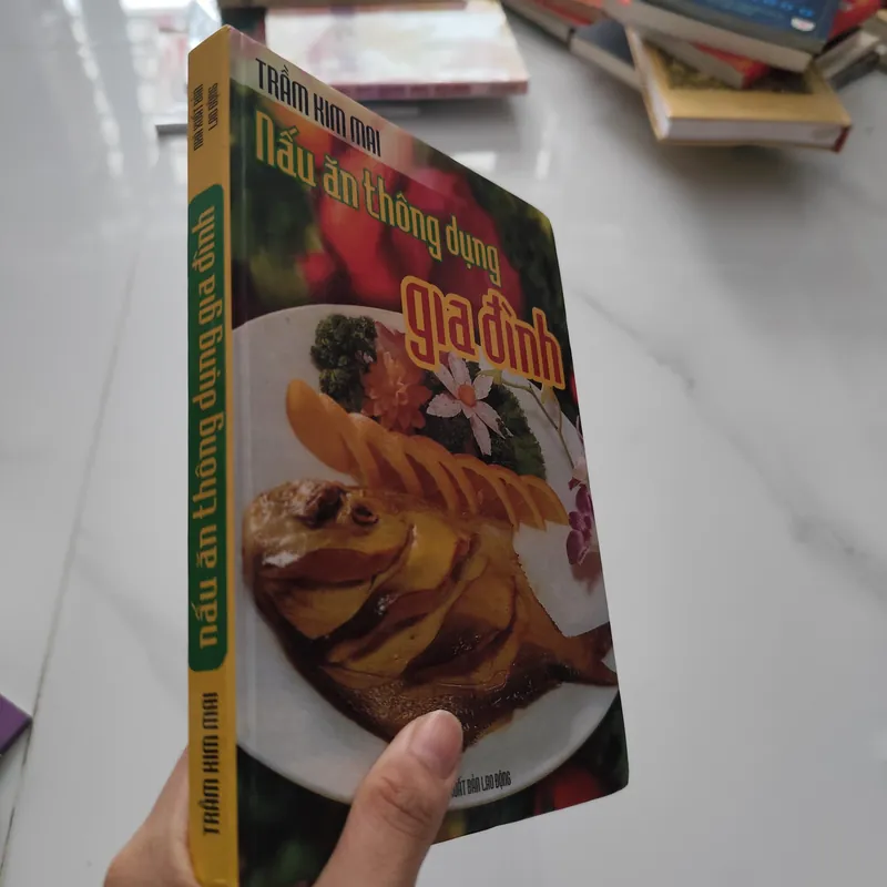 Nấu ăn thông dụng gia đình  570103