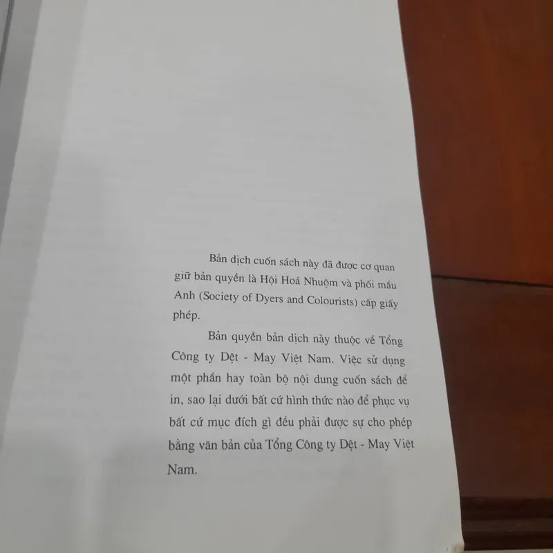 Arthur D Broadbent - Những nguyên lý cơ bản của TẠO MÀU HÀNG DỆT 643817