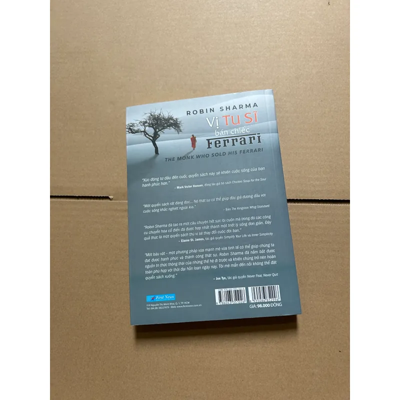 Vị tu sĩ bán chiếc Ferrari - Robin Sharma 736059
