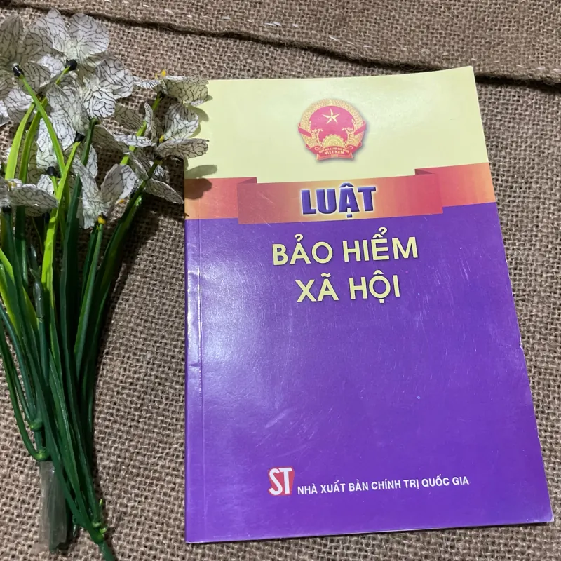 LUẬT BẢO HIỂM XÃ HỘI 757501