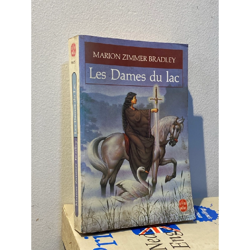 Les Dames du lac - Marion Zimmer Bradley 452842