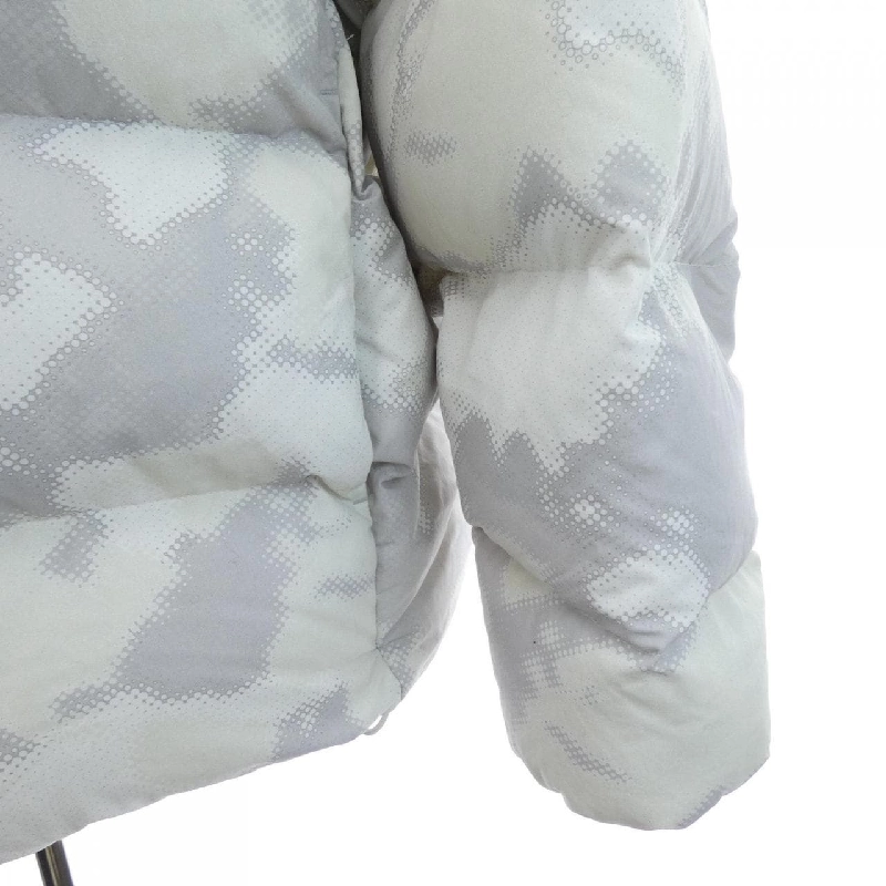 Áo khoác lông vũ LOUIS VUITTON HQB08EFTN - Hàng hiệu Chính hãng 892786