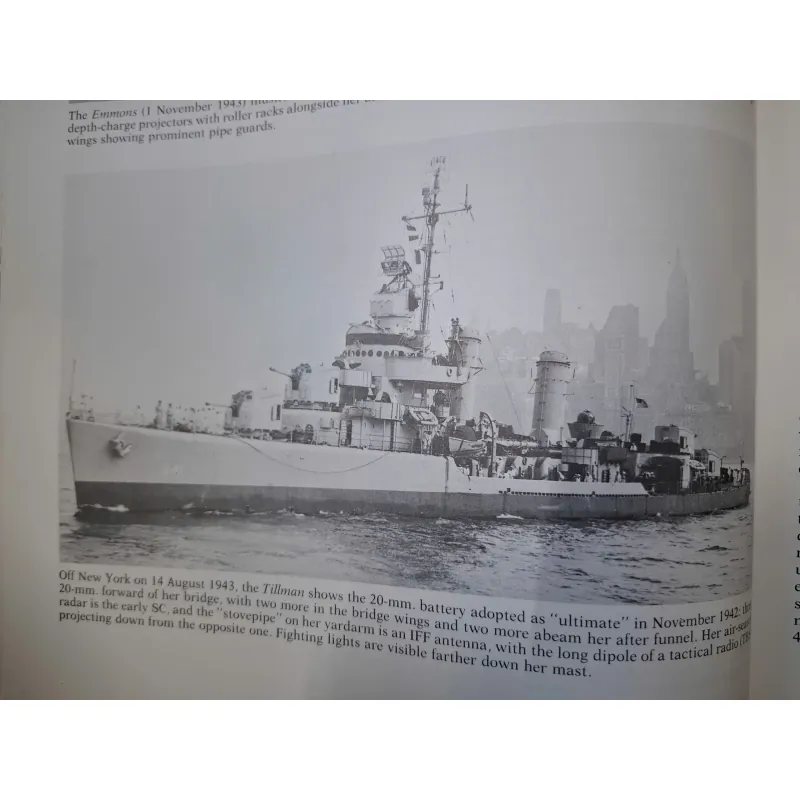 U.S. Destroyers: An Illustrated Design History (Tàu khu trục Hoa Kỳ) 958016