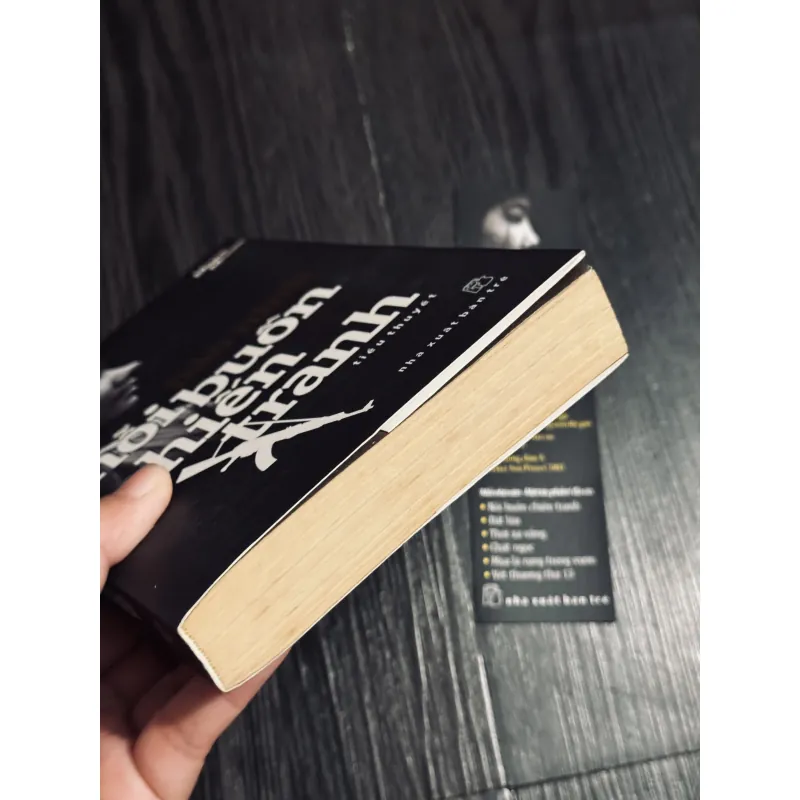 Nỗi buồn chiến tranh 798056