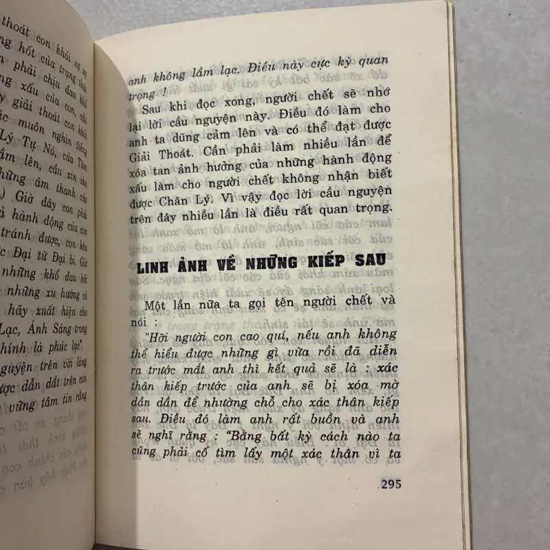 Tử thư - 1994s (Jean Herbert, thuộc sưu tập sách “Những tâm linh sống”) 764596