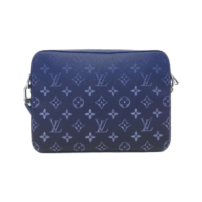 Túi đeo chéo Louis Vuitton Monogram Gradient Trio M11592 611782