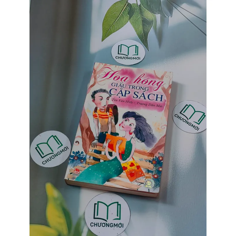 Hoa hồng dấu trong cặp sách - Tôn Văn Hiểu 688652