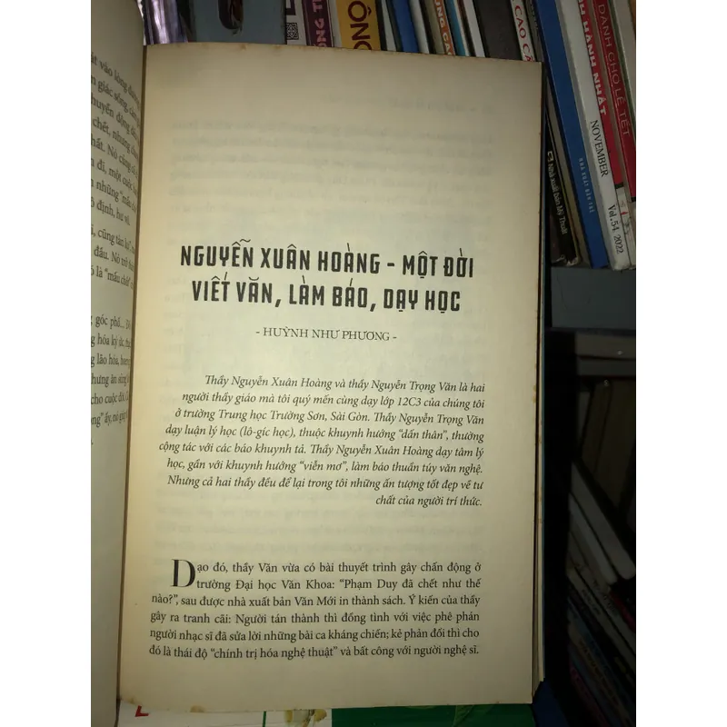 Sài Gòn những biểu tượng - Nhiều tác giả 729176