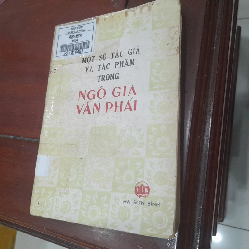 Một số Tác giả và Tác phẩm trong NGÔ GIA VĂN PHÁI 540584