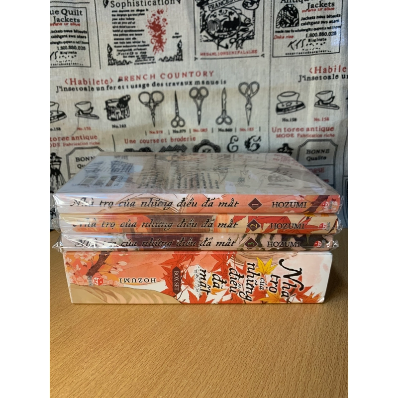 Truyện Manga - Boxset Nhà Trọ của Những Điều Đã Mất, Mới 99%, tặng kèm Bookmark, Postcard 297609