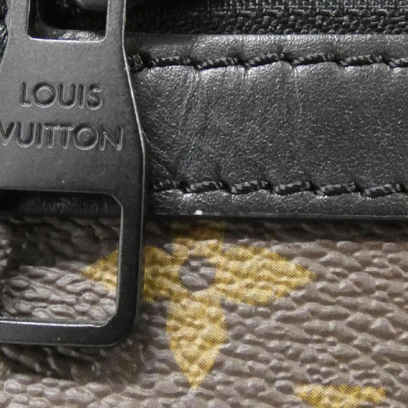 Túi đeo chéo Louis Vuitton Monogram Macassar LV Trail Messenger M46972 609623