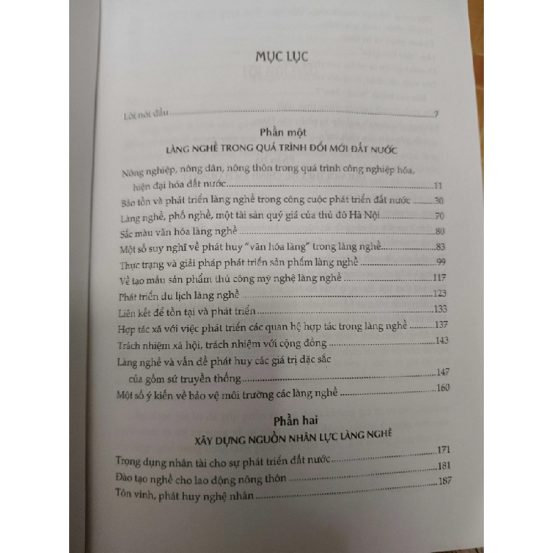 Làng nghề trong công cuộc phát triển đất nước - 2011 - 375 trang Lịch sử Việt Nam ANTQ2702 930469