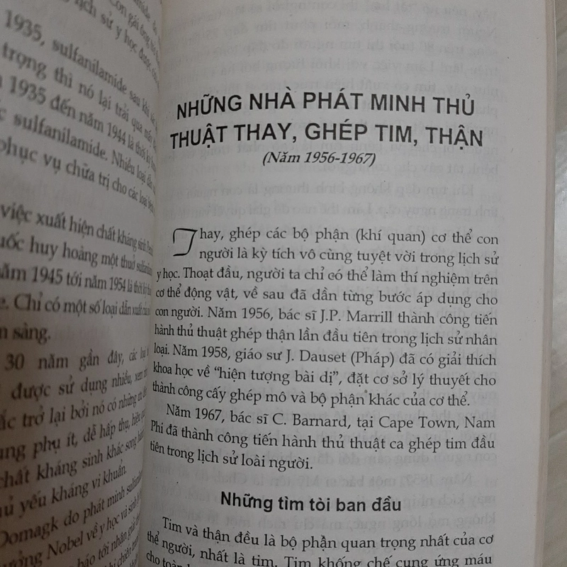 Những nhà sinh học nổi tiếng thế giới 323670