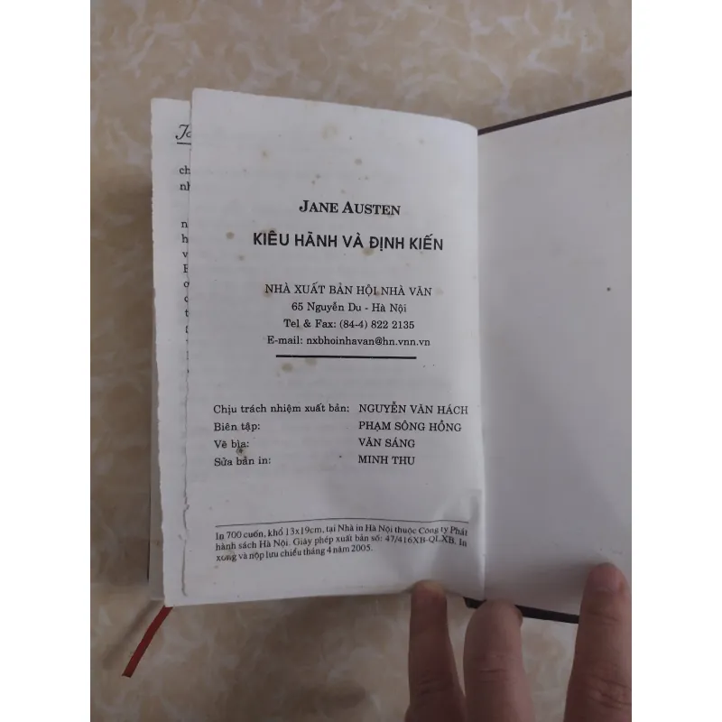 Sách: Kiêu hãnh và định kiến - TG: Jane Austen 745083