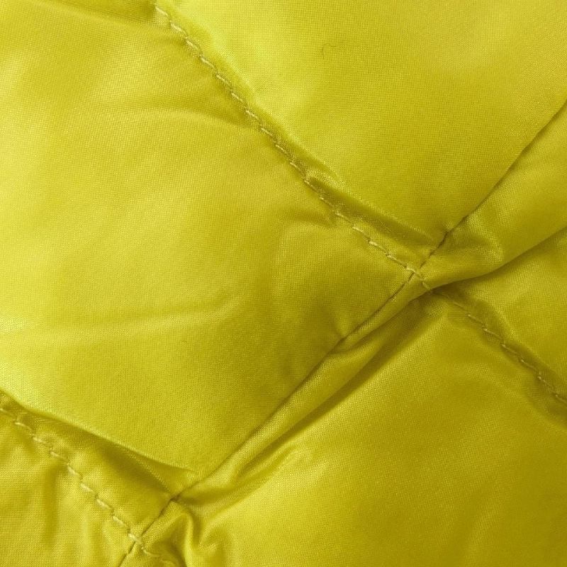 Áo khoác lông vũ MONCLER 641858