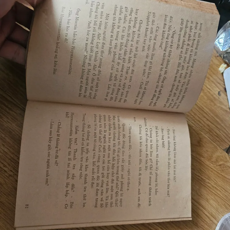 Những người thích đùa
 703754