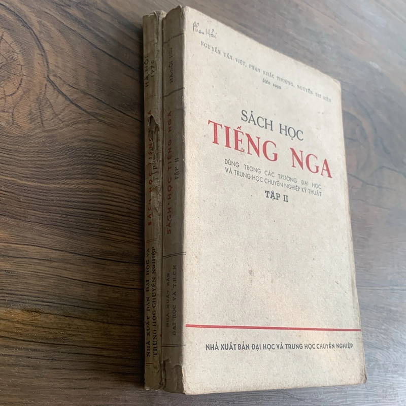 Sách học tiếng Nga 446101