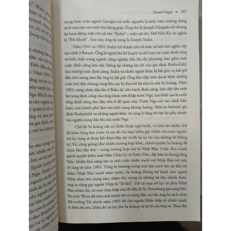THE PRIZE - DẦU MỎ TIỀN BẠC VÀ QUYỀN LỰC - DANIEL YERGIN 711685