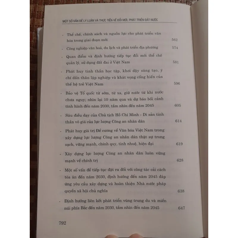 VỀ ĐỔI MỚI PHÁT TRIỂN ĐẤT NƯỚC 778378