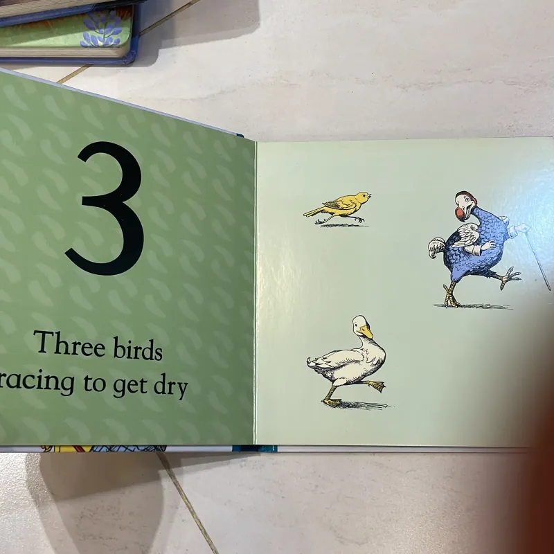 NGOẠI VĂN trẻ em : one white rabbit a countjng book - the macmillan uk  1027534