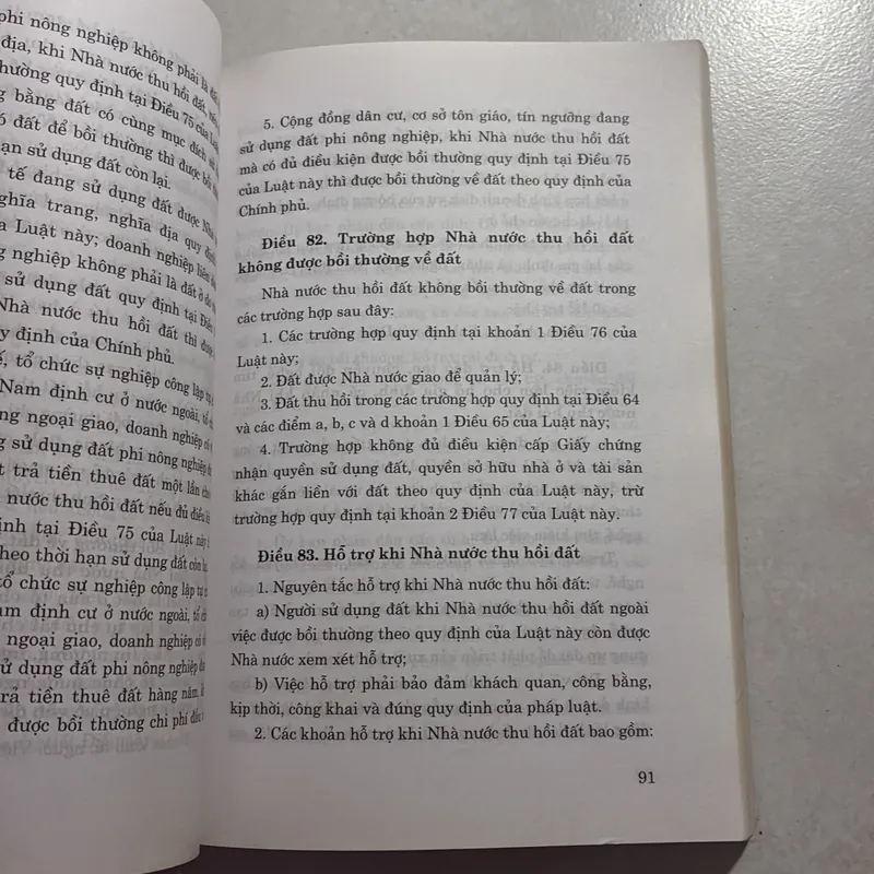 Luật đất đai 728524