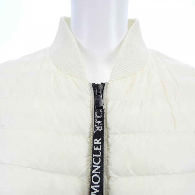 Áo khoác lông vũ MONCLER BLENCA 626689