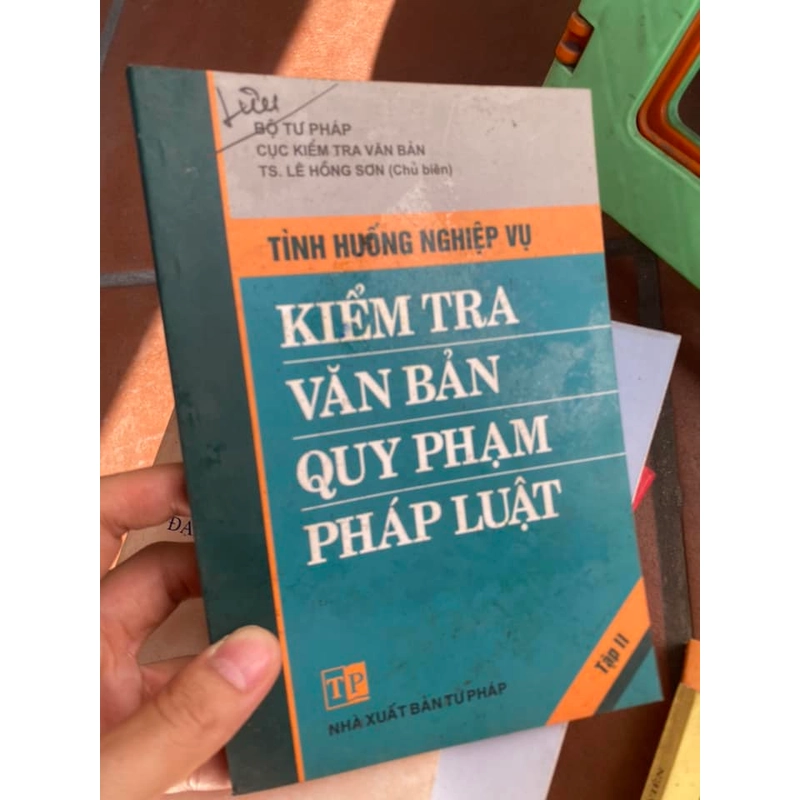 Sách Kiểm tra văn bản quy phạm pháp luật 313257