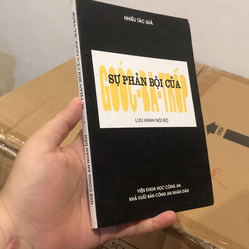 SỰ PHẢN BỘI CỦA GOOC-BA-TRỐP 525329