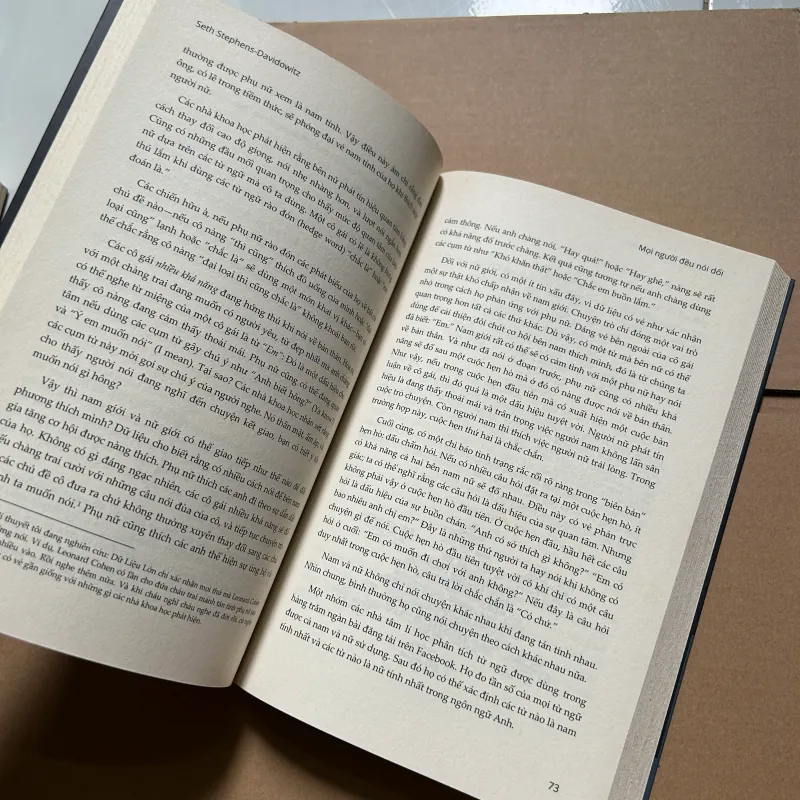 Mọi người đều nói dối 745902