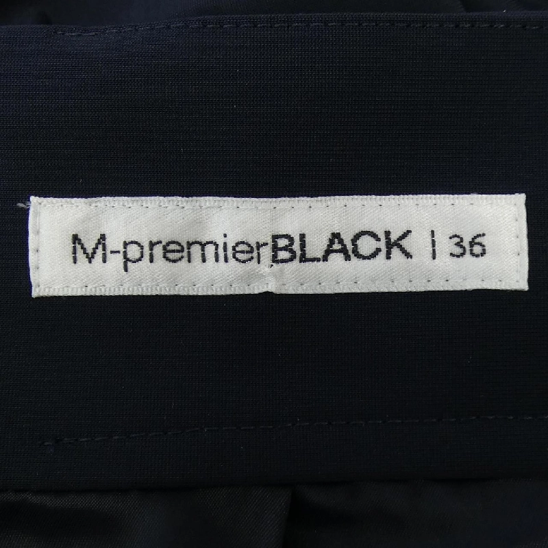 M-Premier Skirt - Hàng hiệu Authentic 817525